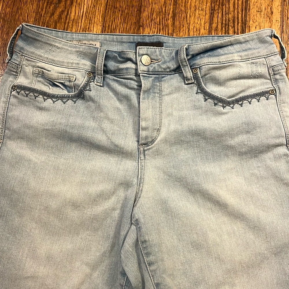 NYDJ Ami Skinny Ankle jeans embroidered light wash stretch 12 whimsy - Picture 3 of 15